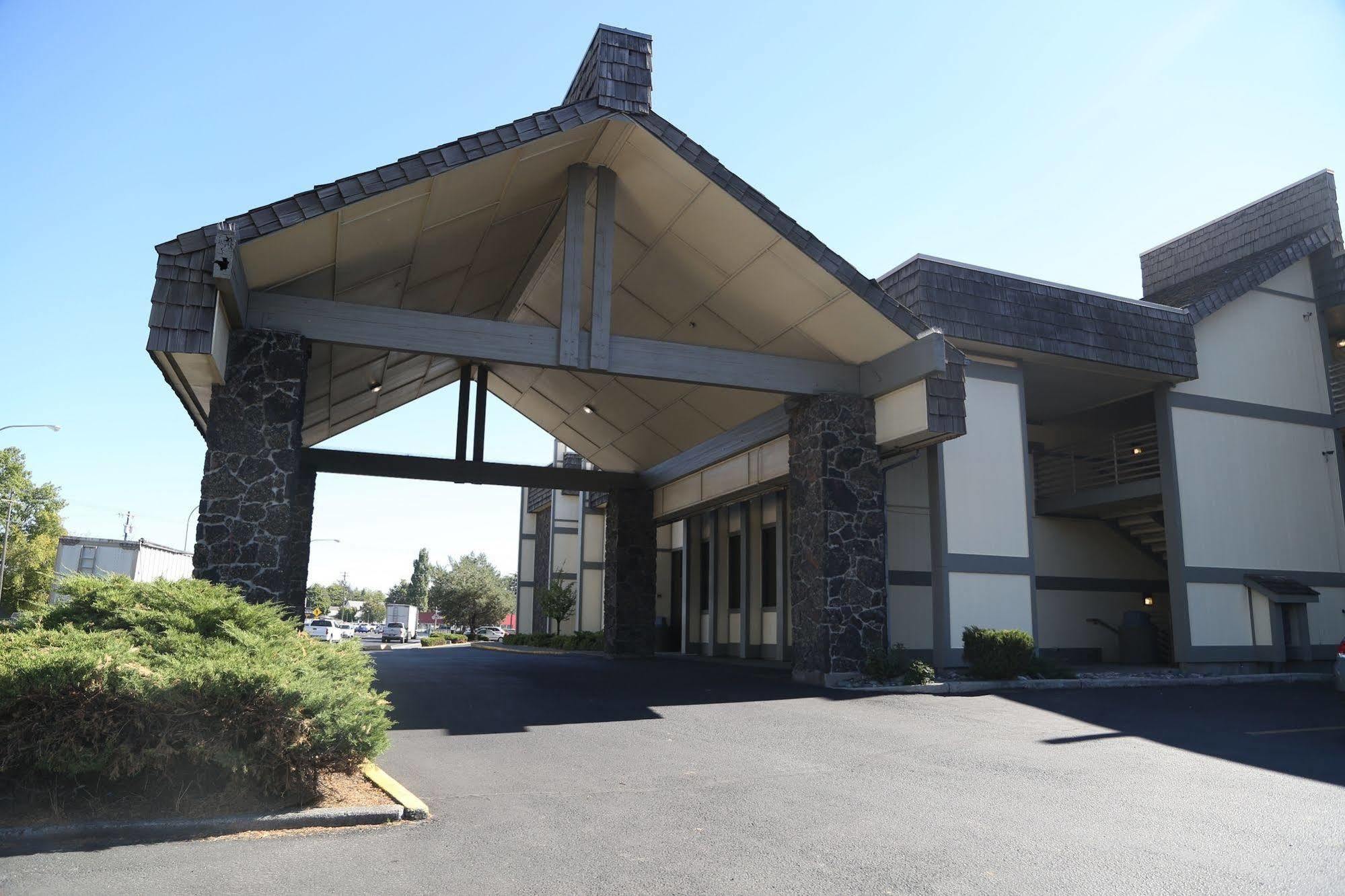 Idaho Inn Москоу Экстерьер фото