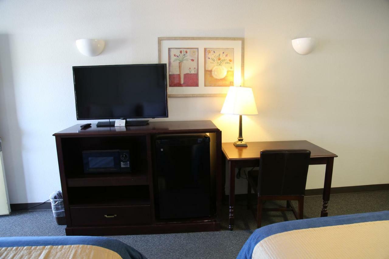 Idaho Inn Москоу Экстерьер фото